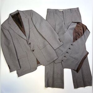Don Richard’s Vintage 3 piece mens wool suit brown houndstooth see pics for size